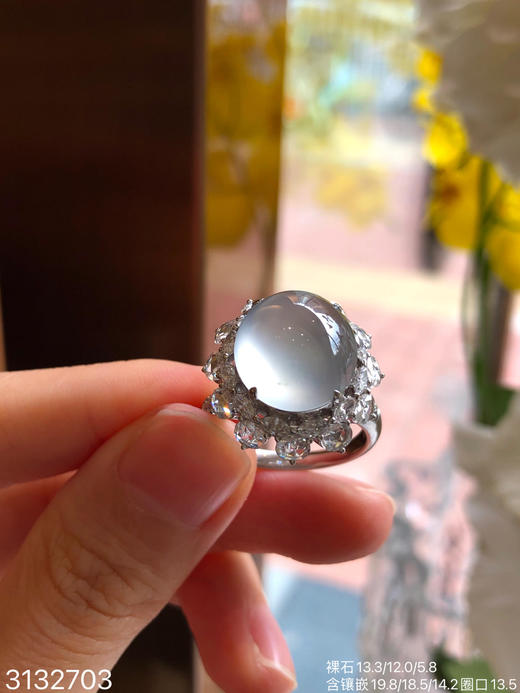 3132703，玻璃蛋面戒指。具体价格微信咨询 商品图3