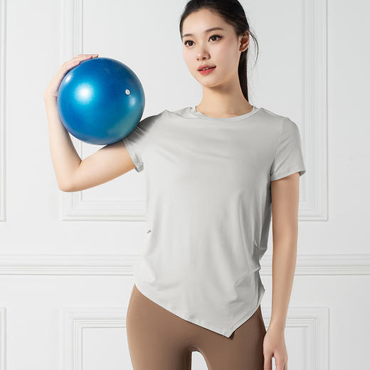 跃牌【禅语梵心系列】圆领褶皱显瘦修身瑜伽服F2178（不带胸垫） 商品图2