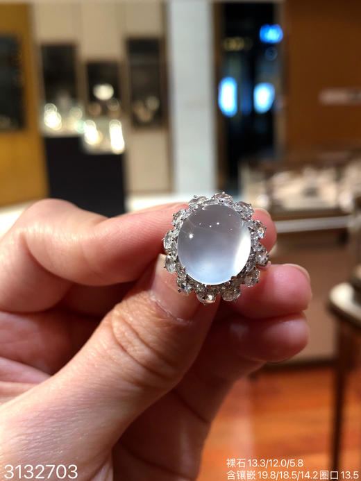 3132703，玻璃蛋面戒指。具体价格微信咨询 商品图0