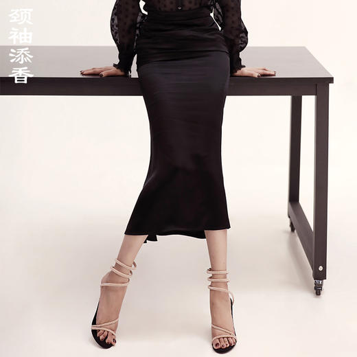 “夜曲”颈袖添香2024春季新款时尚OL修身中长款半身裙子女包臀一步裙 商品图0