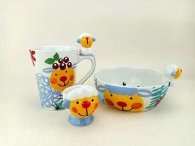 泰国进口儿童陶瓷餐具卡通立体小绵羊水杯马克杯饭碗盘 商品图1