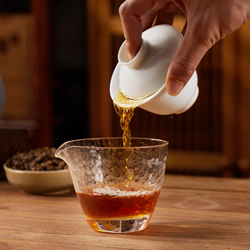 沉香茶 | 沉香幽韵，金花甜润，越藏越有味