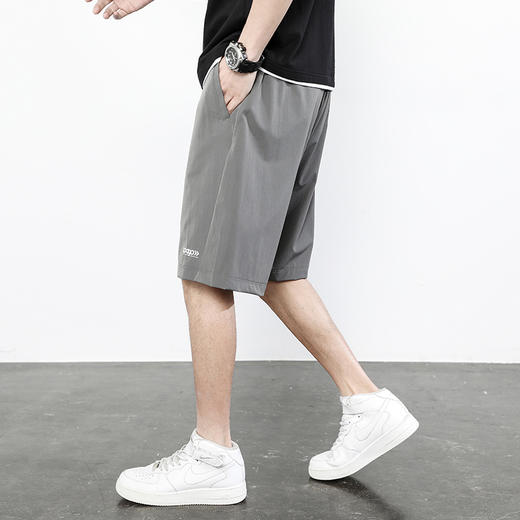圣得西男士休闲短裤夏季新款冰丝速干凉感薄款运动宽松五分裤2222917017 商品图1