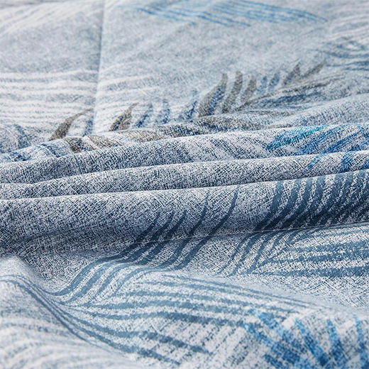 【分仓直发包邮】HUGOBOSS蚕丝蛋白纤维印花被 HBXW-055S 商品图3