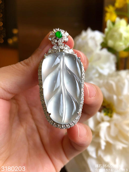 玻璃叶子吊坠【3180203】具体价格微信咨询 商品图1