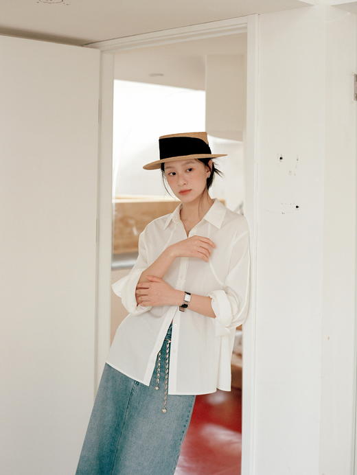 Even Vintage | 百搭天丝般质感直角肩白衬衫女圆弧分割收腰衬衣 商品图3