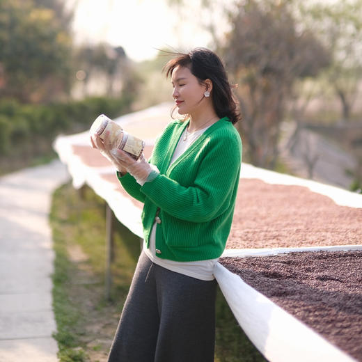  真正三蒸三晒祛湿茶，品一缕阳光的味道，简单平凡的祛湿茶 250g*2 瓶，赤小豆薏仁芡实祛湿茶 散发纯正食材的魅力 商品图2