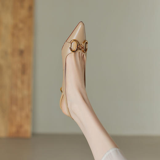 真皮细跟尖头，韩版金色扣件高跟鞋HBP-A1627 商品图5