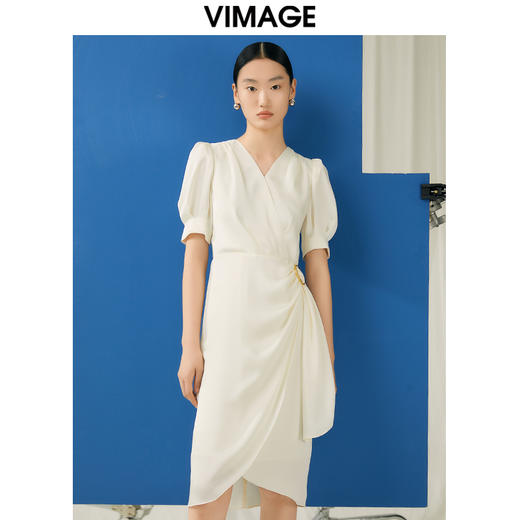 VIMAGE纬漫纪夏季新品纯色百搭洋气褶皱收腰连衣裙V1907527 商品图5