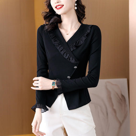 现货长袖t恤，时尚气质交叉v领荷叶边打底衫上衣KQL-413H6506 商品图3