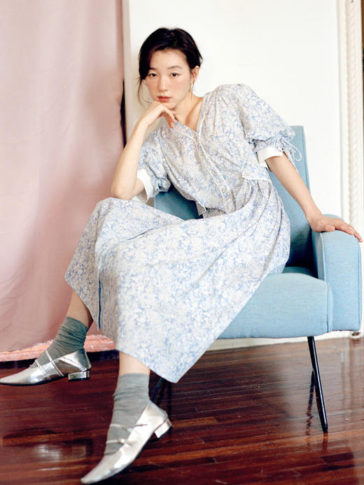 Even Vintage | 飘逸灵动 原创设计文艺复古小碎花V领长款连衣裙 商品图1