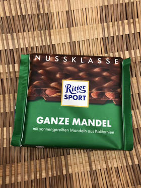 100g德国瑞特斯波德扁桃仁巧克力