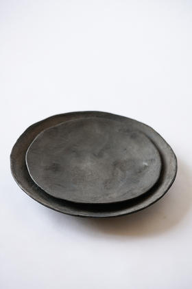 西川聪｜黑银彩皿