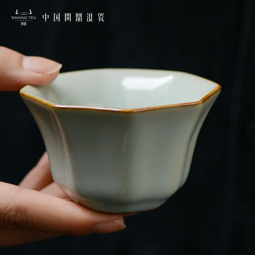 问鼎汝瓷鼎峰系列月白老款紫金釉经典款八方杯 商品图2