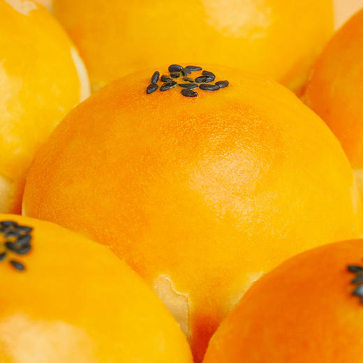 轩妈蛋黄酥低糖版 6枚装 330g 保质期35天 商品图3