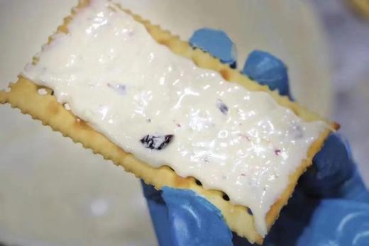 大末纯手作牛轧饼干 280g*2盒 14片/盒（原味、蔓越莓味各7片） 商品图3