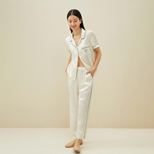 小爱心]100%桑蚕丝简约刺绣素色真丝睡衣 舒适凉感短袖衣裤套家居服金三塔  YSFAA405 商品图1