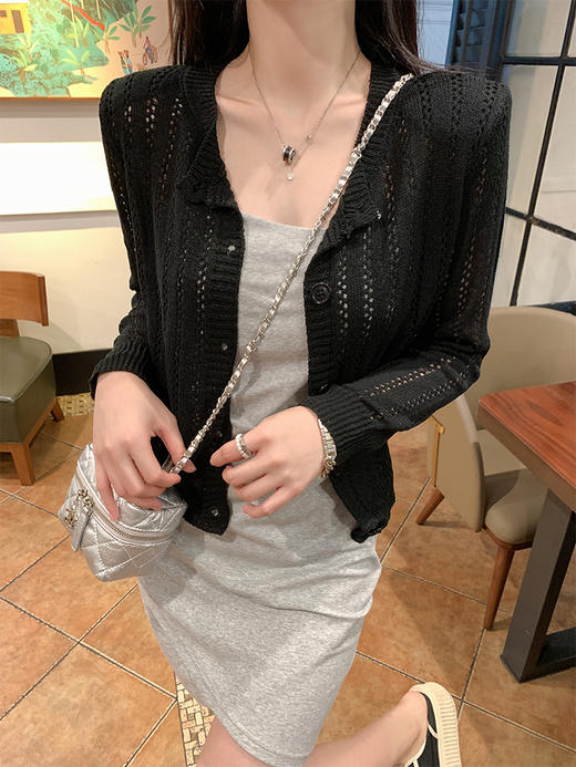 <曾小咸推荐>巨折清仓秒杀，稀有现货24小时发【仅限今日】针织开衫外搭镂空垫肩外套宽松长袖短款上衣 商品图5