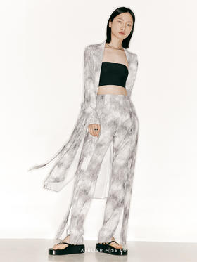 【慵懒周末】品牌定制印花大口袋造型风衣外套/23000045B