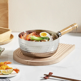 velosan雪平锅+铁锅，百年大品牌，品质有保障，蒸煮炒煎炸焖两锅端