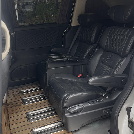 本田	艾力绅 2.0L 混动豪华版【长租-北京】 商品图5