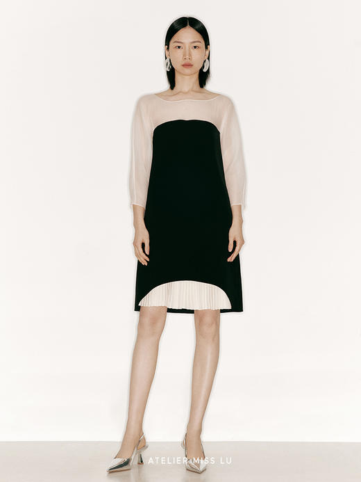 【月牙弯】下摆百褶拼接后背U形薄纱长袖连衣裙/23000023 商品图0