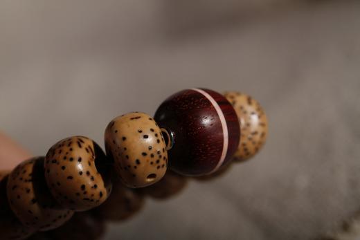 CZPT0032°高品质陈籽星月菩提手饰 商品图7