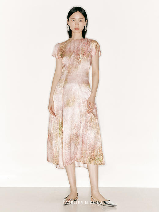 【那年盛夏】品牌定制桑蚕丝印花廓形袖大摆斜裁连衣裙/23000039B 商品图0