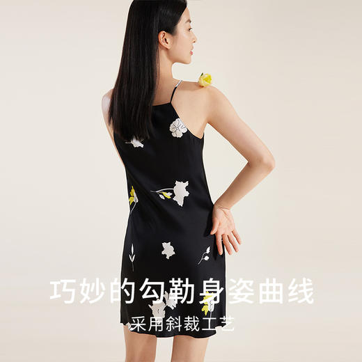 【真丝珍珠缎】100%桑蚕丝时尚不易皱吊带裙连衣裙春夏睡裙女金三塔  YSFDB304 商品图3