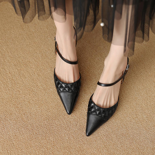 舒适百搭，一字扣里外全皮包头凉鞋YX-A899 商品图8