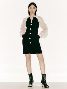 【玛丽莲】廓形口袋细V领拼纱袖修身连衣裙/23000019