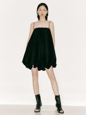 【棉花糖】吊带蓬松花苞连衣裙/23000028