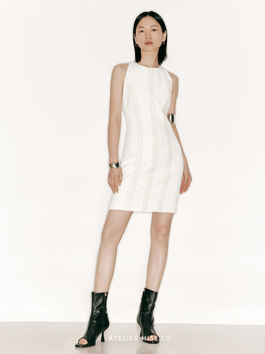 【雪日飞车】PU皮质编织修身连衣裙/23000034A 商品图0