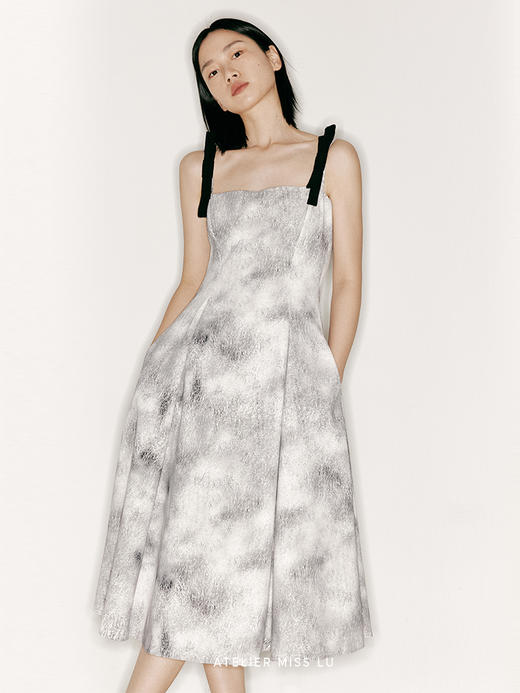 【迷雾森林】品牌定制印花撞色吊带A字大摆连衣裙/23000026A 商品图2