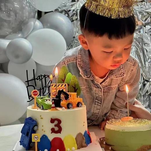 黑巢-卡通玩具汽车蛋糕 商品图0