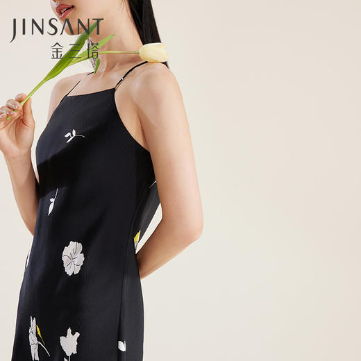 【真丝珍珠缎】100%桑蚕丝时尚不易皱吊带裙连衣裙春夏睡裙女金三塔  YSFDB304 商品图1