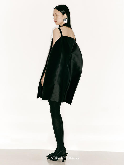 【芝麻丸子】蝴蝶结肩带椭圆蛋壳造型连衣裙/23000033A 商品图2