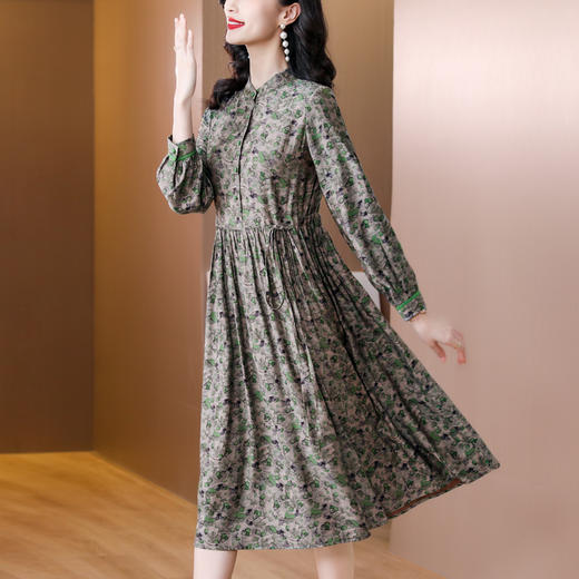 AHMhdmg5303碎花真丝连衣裙女2023春季新款欧货法式气质妈妈装高级感大码长裙 商品图3