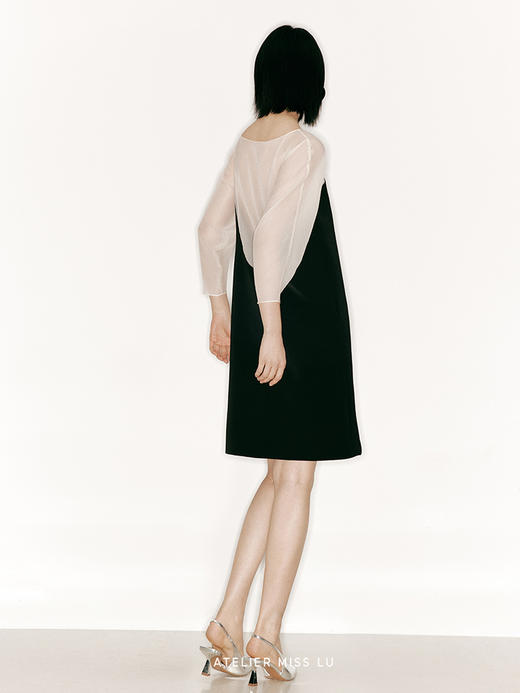 【月牙弯】下摆百褶拼接后背U形薄纱长袖连衣裙/23000023 商品图1