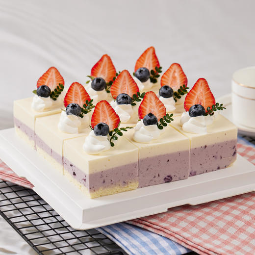 （8月特惠）蓝莓酸奶慕斯蛋糕 商品图1