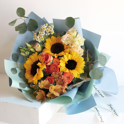 用鲜花写一首春天的诗 商品图0