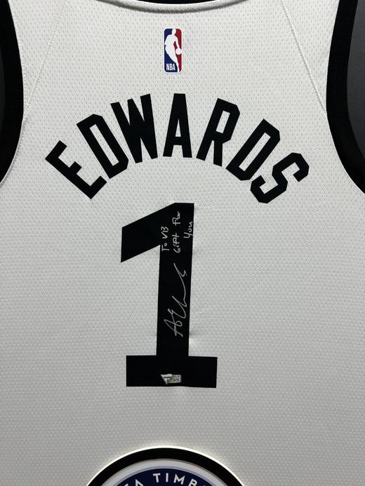 收藏系列 2020NBA选秀状元爱德华兹TO签 亲笔签名球衣（微缤礼物非卖品） 商品图3
