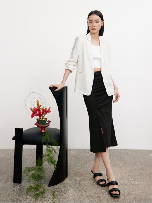 MM麦檬商城同款2023春醋酸白色时尚通勤百搭西装外套女5E3111031 商品图0