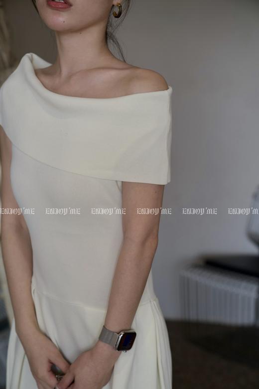 【门店同款】2023年春季复古法式一字肩连衣裙 150357435 商品图9