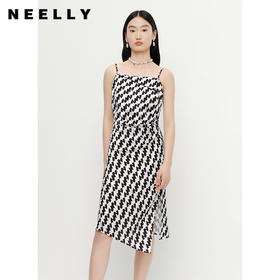 NEELLY纳俪连衣裙女中长款吊带A字裙褶皱收腰显瘦下开叉裙子时尚N23041Y01020