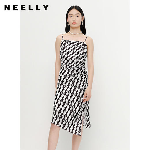 NEELLY纳俪连衣裙女中长款吊带A字裙褶皱收腰显瘦下开叉裙子时尚N23041Y01020 商品图0