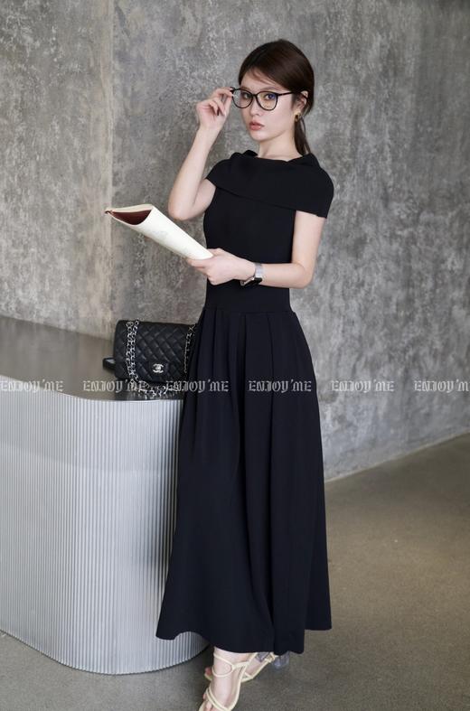 【门店同款】2023年春季复古法式一字肩连衣裙 150357435 商品图1