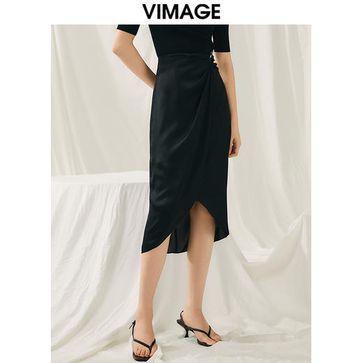 VIMAGE纬漫纪夏季新品高腰纯色显瘦设计小众褶皱半裙V1906528 商品图3