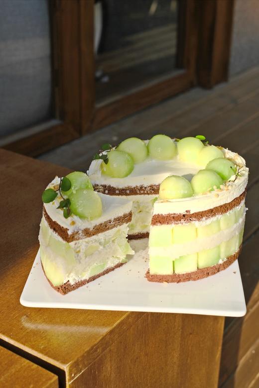 玫珑密瓜生椰糯米蛋糕（裸蛋糕尺寸偏差0.5㎝） 商品图0