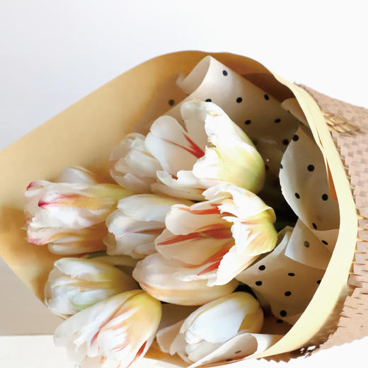 用鲜花写一首春天的诗 商品图2